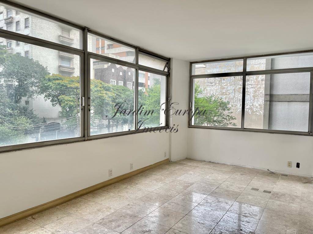 Apartamento à venda com 4 quartos, 390m² - Foto 1