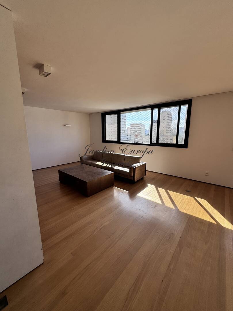 Apartamento à venda com 3 quartos, 165m² - Foto 5