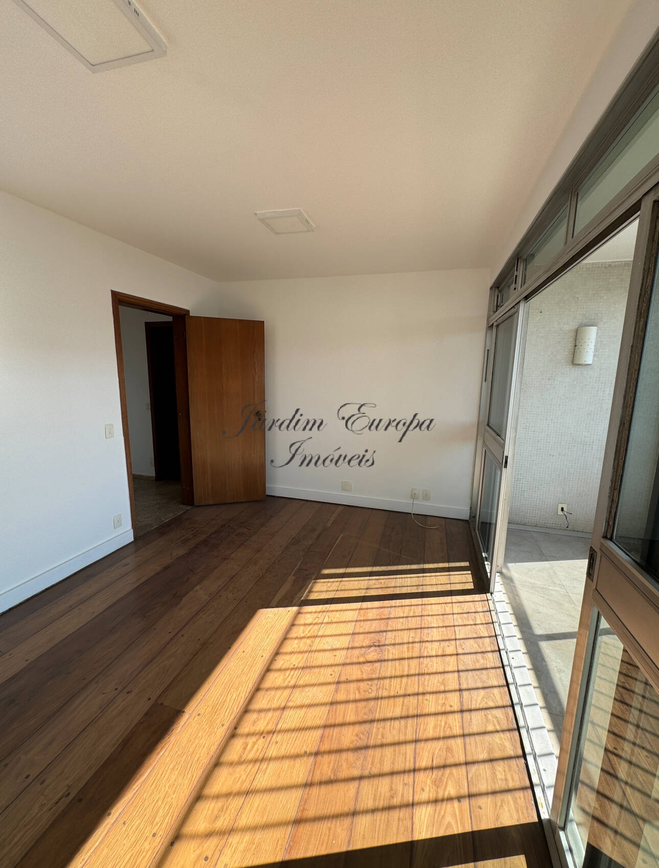 Apartamento à venda e aluguel com 3 quartos, 240m² - Foto 26