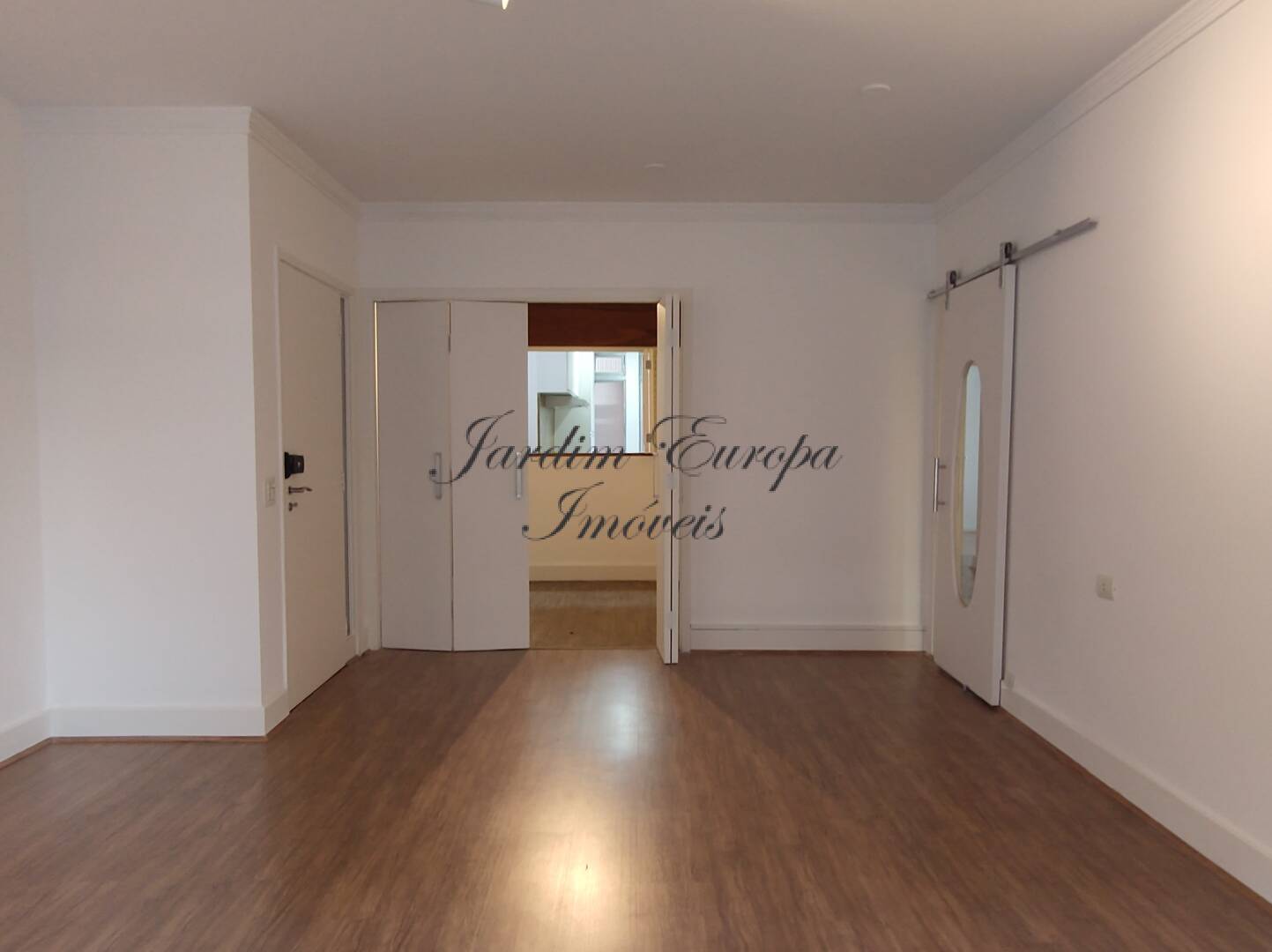 Apartamento à venda com 2 quartos, 147m² - Foto 1