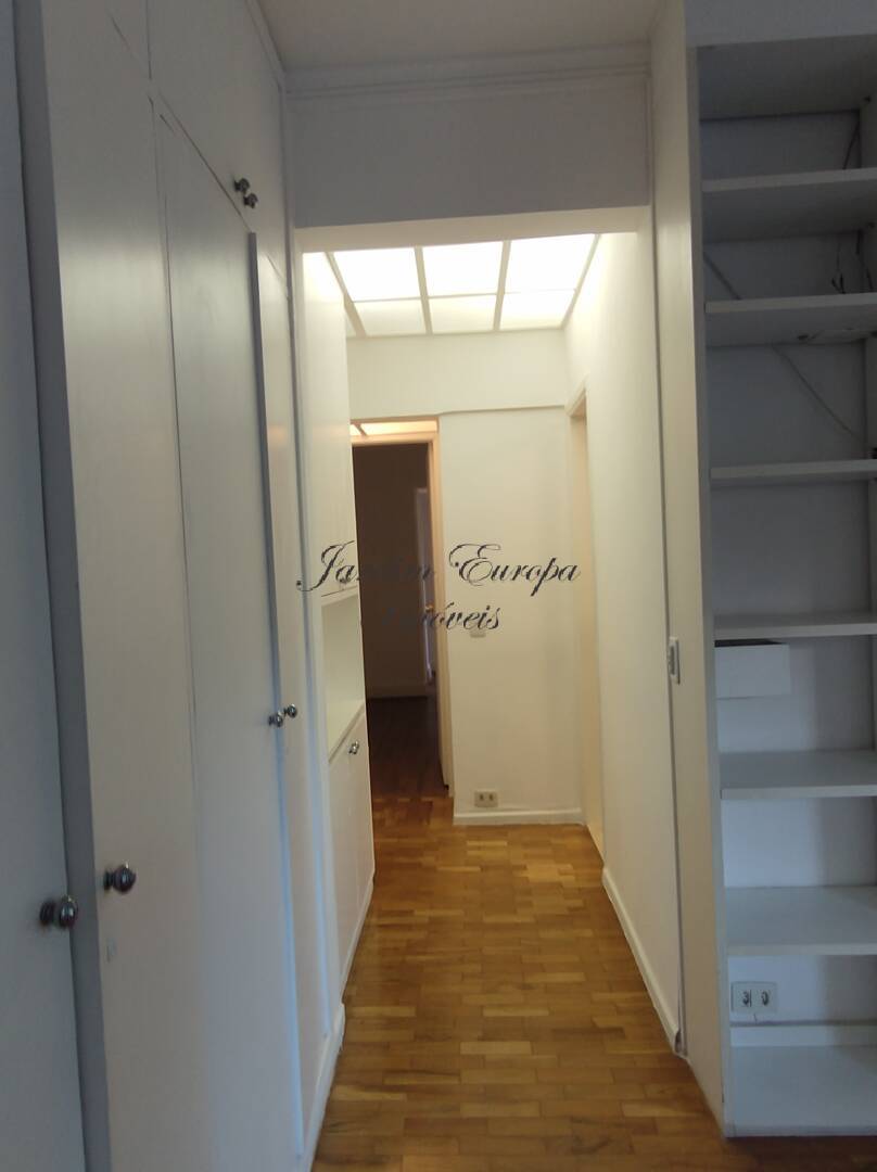 Apartamento à venda com 2 quartos, 147m² - Foto 18