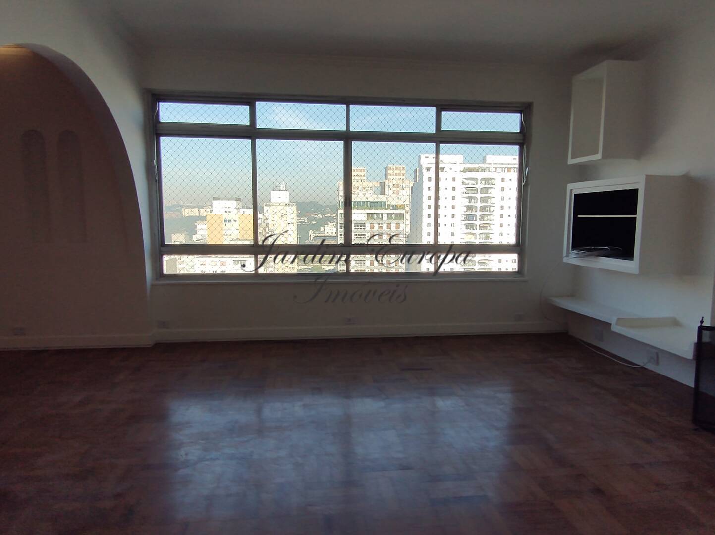 Apartamento para alugar com 2 quartos, 150m² - Foto 2