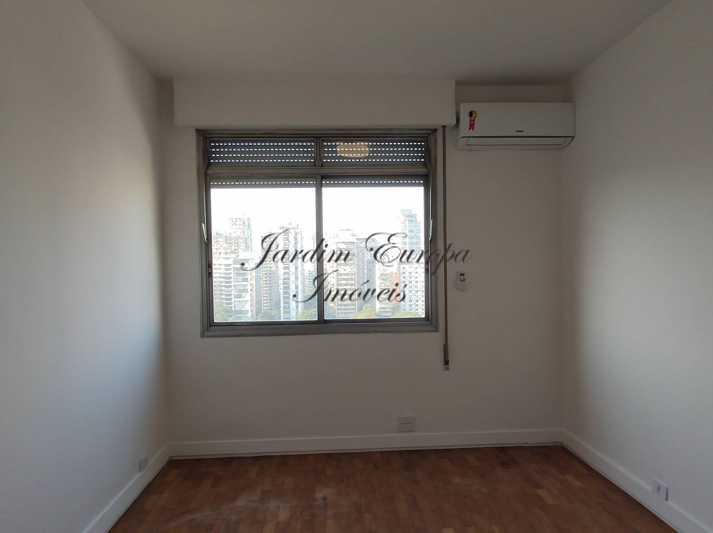 Apartamento para alugar com 2 quartos, 150m² - Foto 22