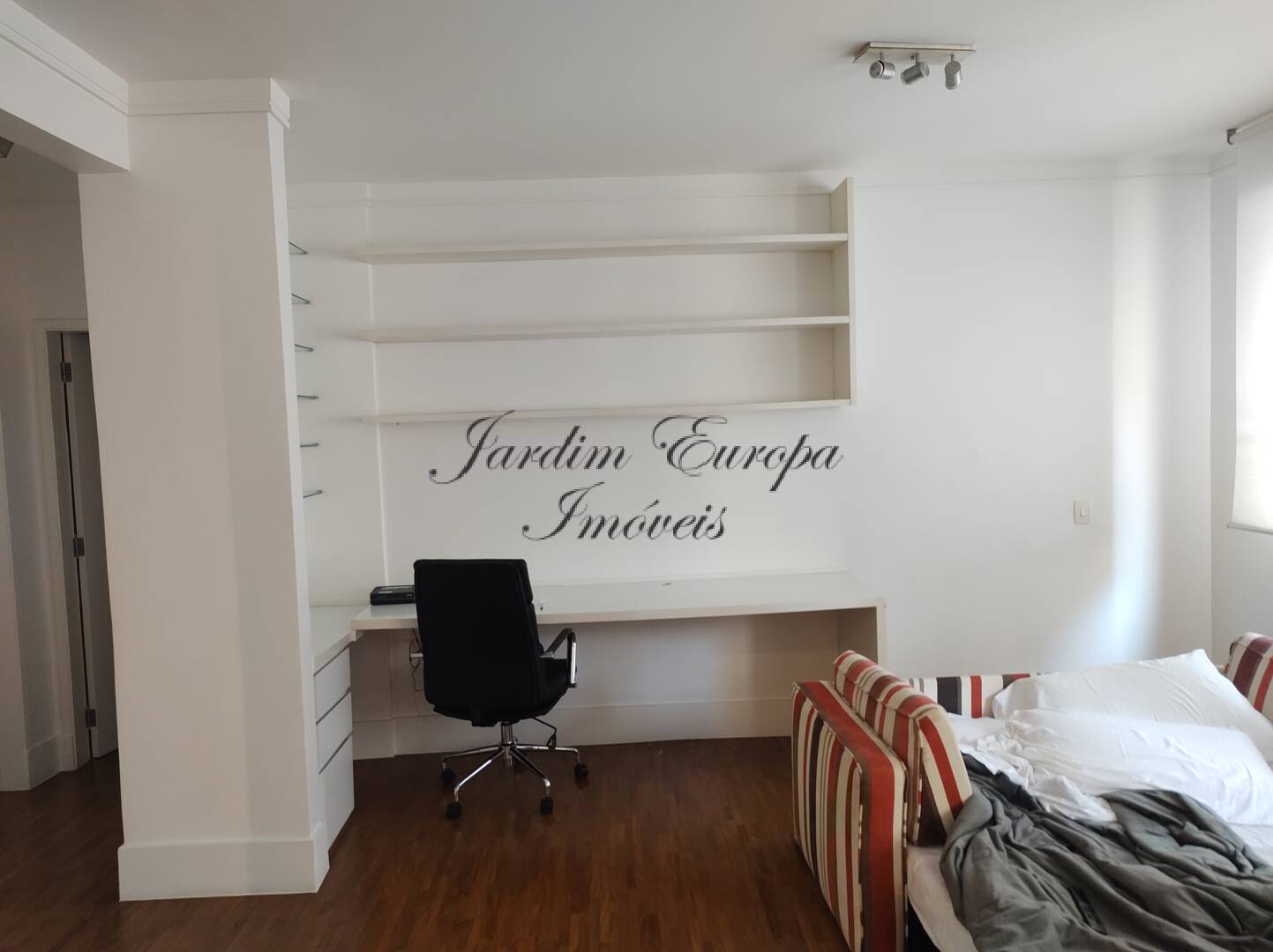 Apartamento para alugar com 1 quarto, 90m² - Foto 3