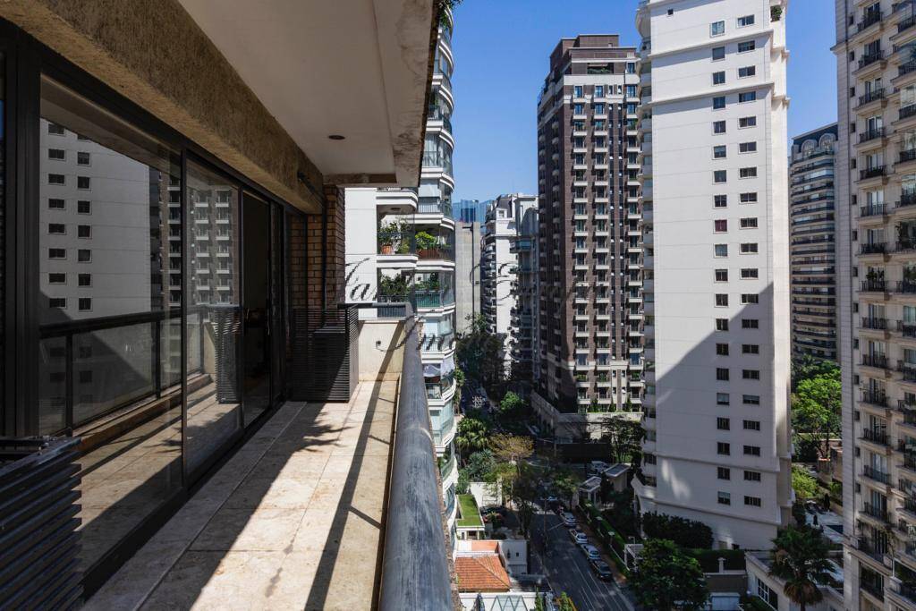 Cobertura à venda com 4 quartos, 640m² - Foto 4