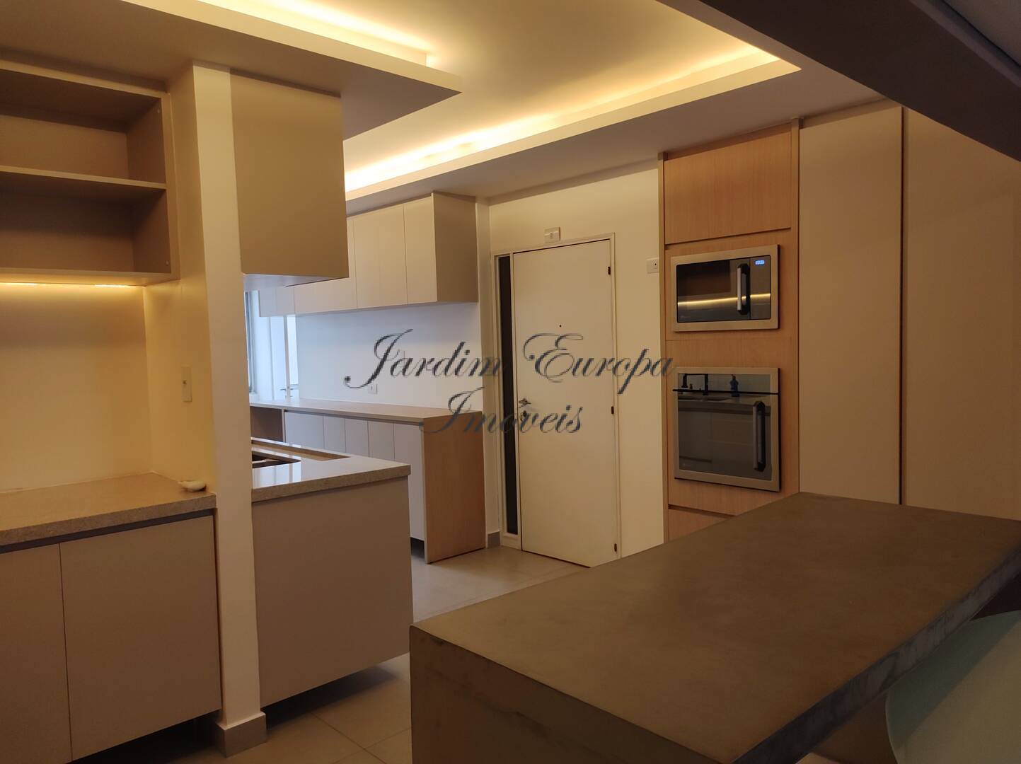 Apartamento à venda com 3 quartos, 141m² - Foto 14