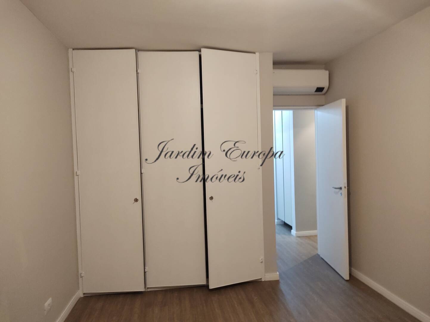 Apartamento à venda com 3 quartos, 141m² - Foto 23