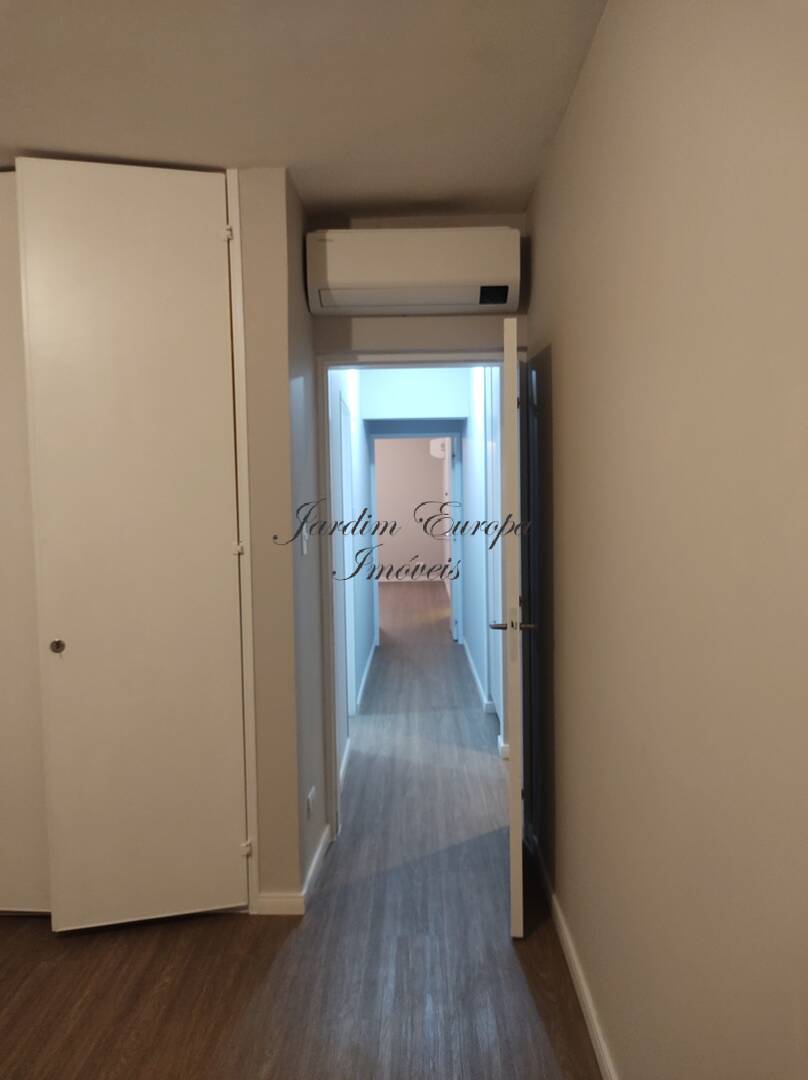 Apartamento à venda com 3 quartos, 141m² - Foto 25