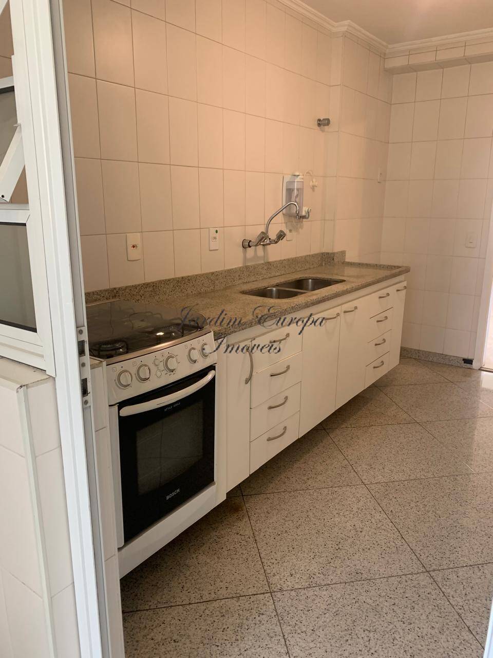 Apartamento à venda com 2 quartos, 100m² - Foto 9