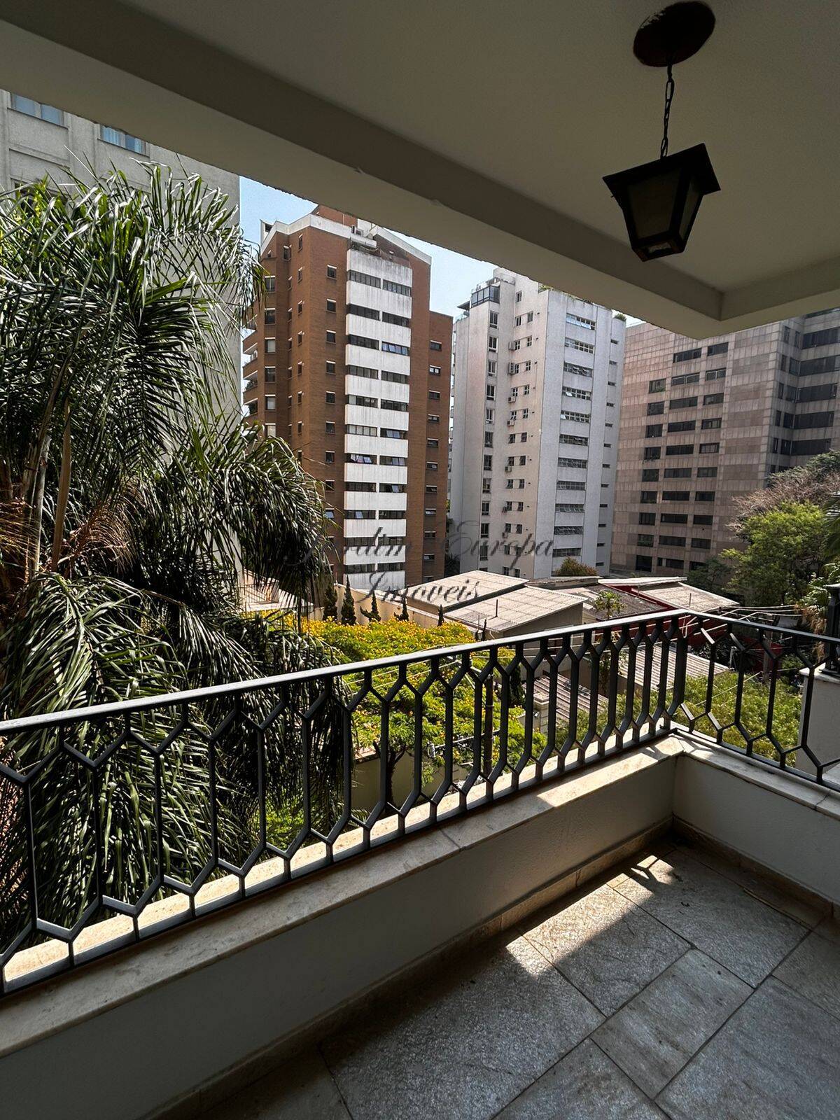 Apartamento à venda e aluguel com 2 quartos, 100m² - Foto 2