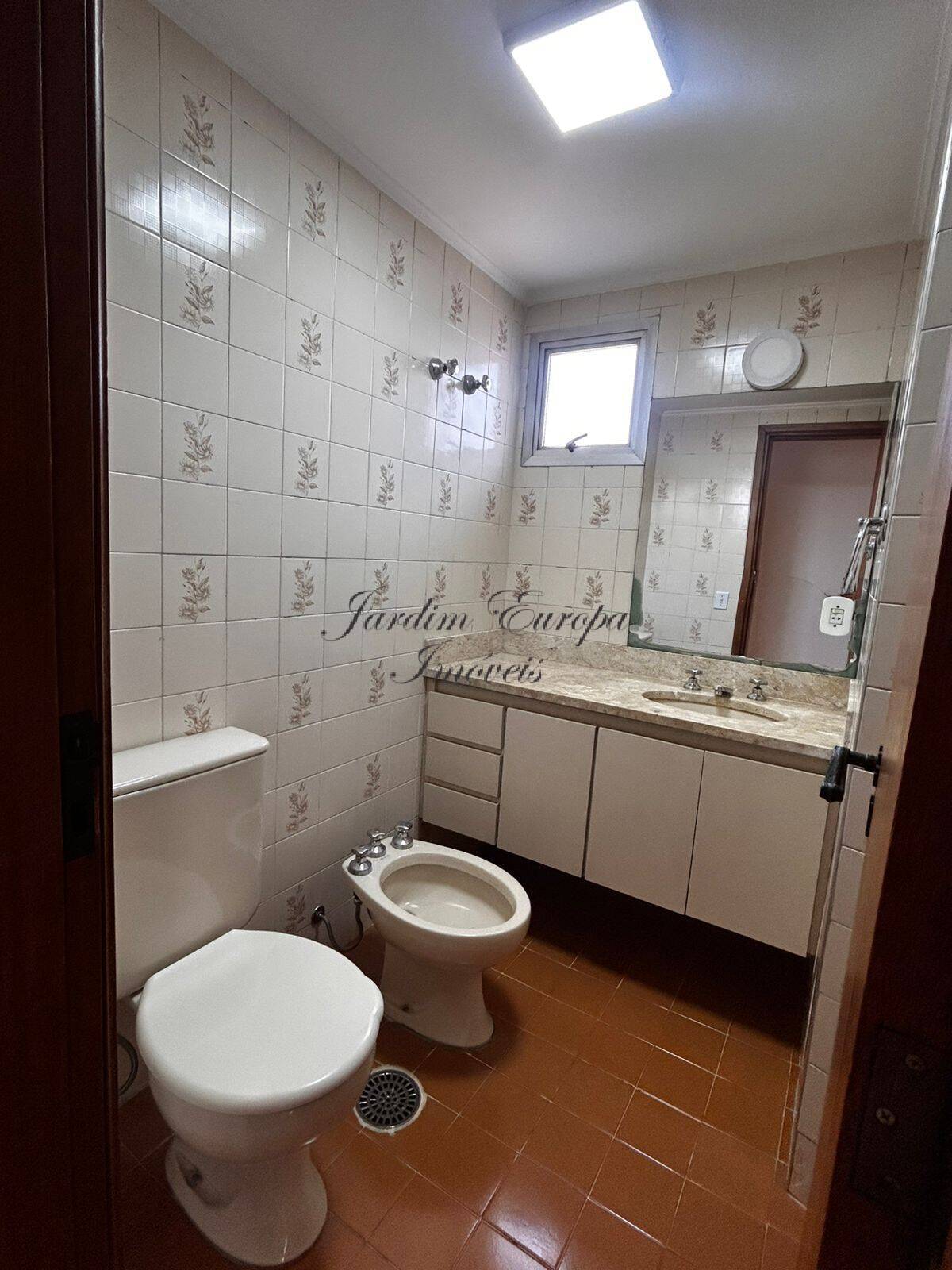 Apartamento à venda e aluguel com 2 quartos, 100m² - Foto 13