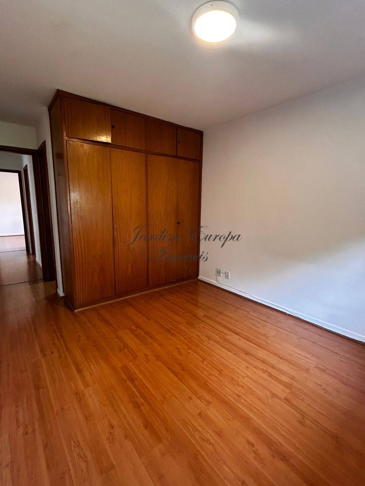 Apartamento à venda e aluguel com 2 quartos, 100m² - Foto 16