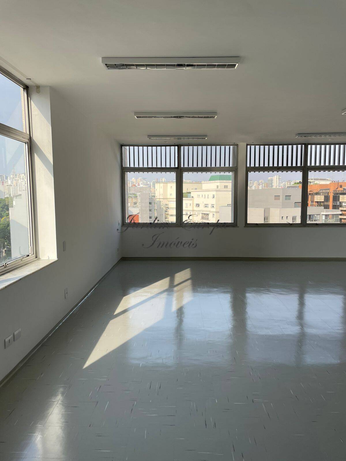 Conjunto Comercial-Sala à venda, 555m² - Foto 1