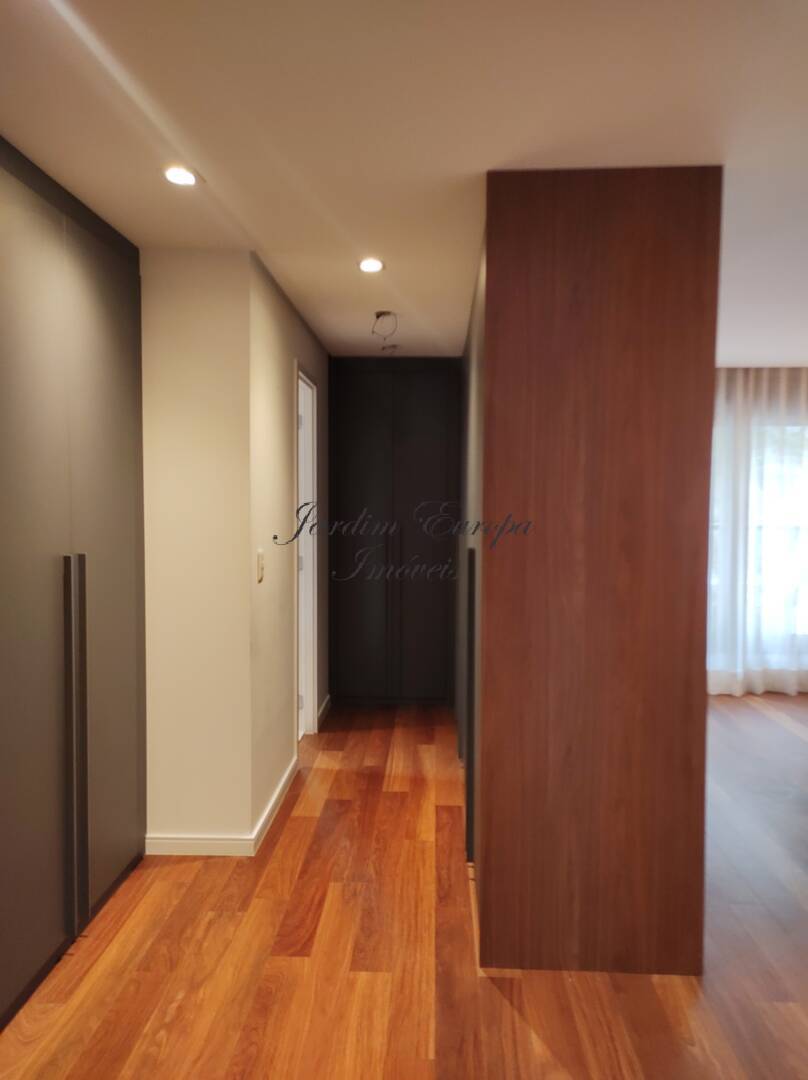 Apartamento para alugar com 3 quartos, 20754m² - Foto 11