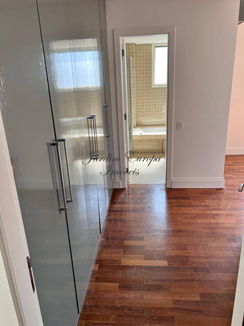 Apartamento para alugar com 3 quartos, 151m² - Foto 6