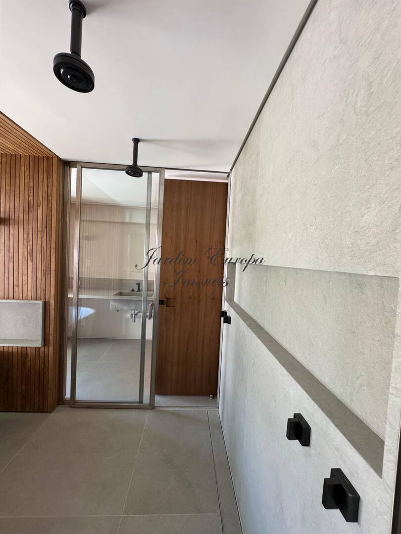 Casa à venda com 5 quartos, 1500m² - Foto 15