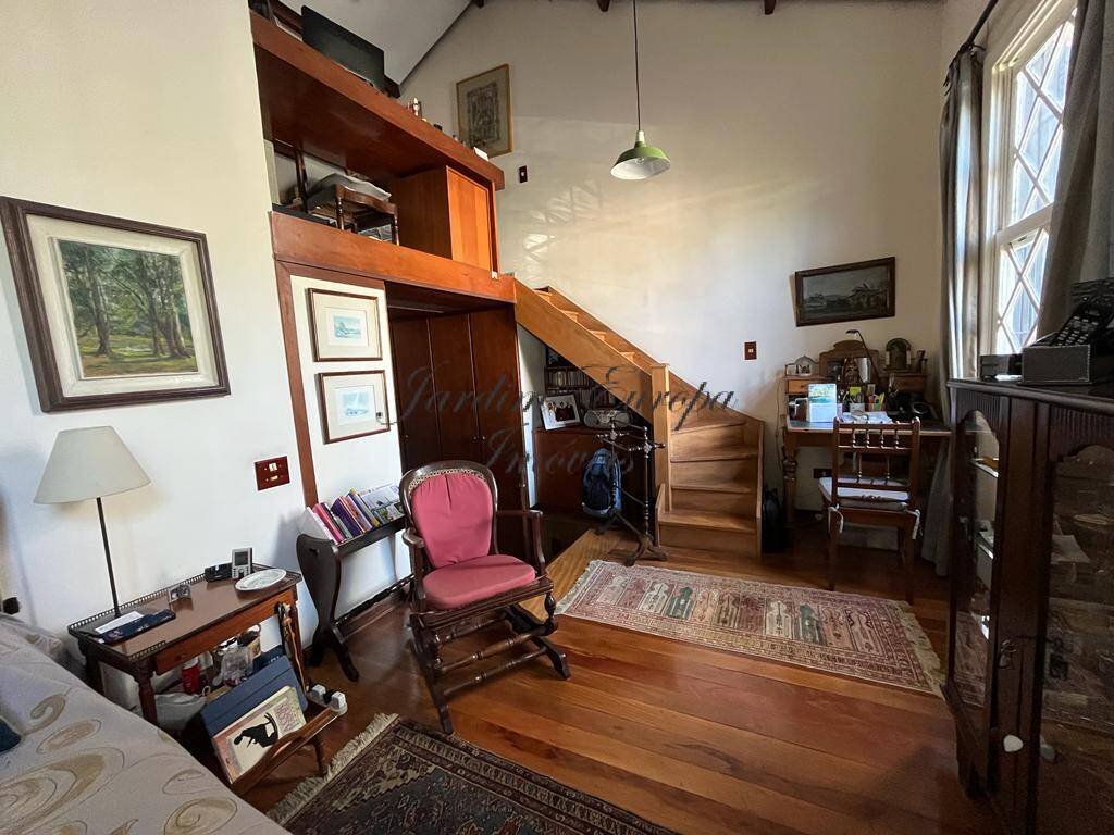 Casa à venda com 3 quartos, 172m² - Foto 4