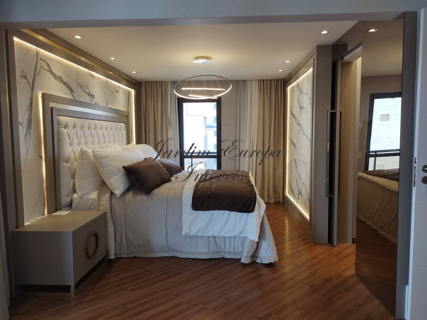 Apartamento à venda com 3 quartos, 225m² - Foto 37