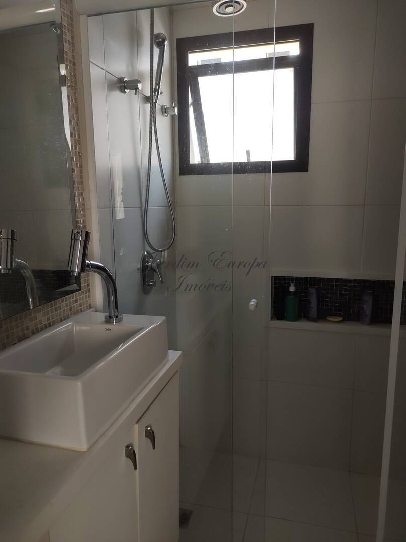 Apartamento à venda com 4 quartos, 213m² - Foto 13