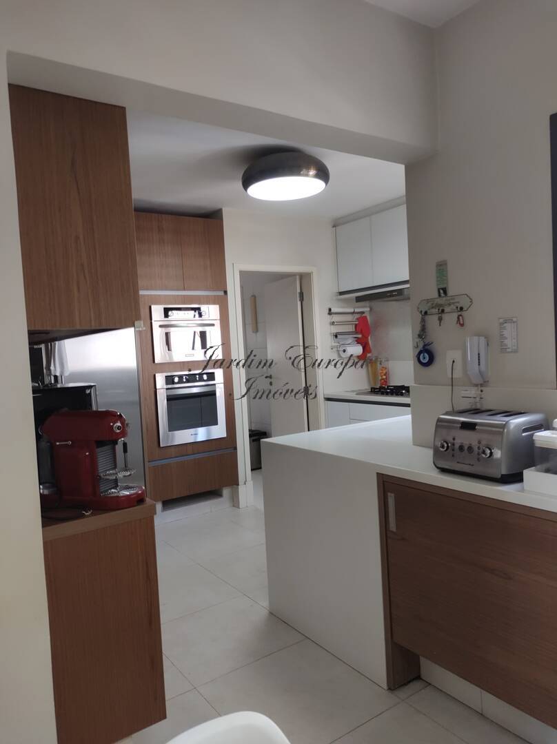 Apartamento à venda com 4 quartos, 213m² - Foto 23