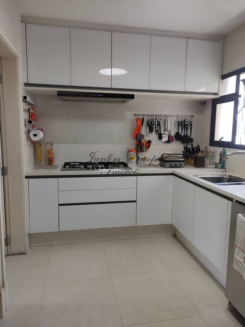 Apartamento à venda com 4 quartos, 213m² - Foto 25