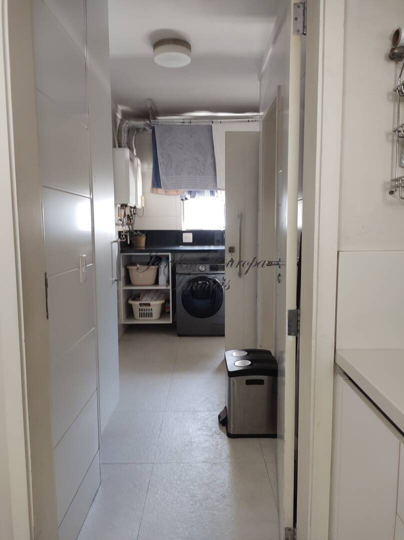 Apartamento à venda com 4 quartos, 213m² - Foto 28