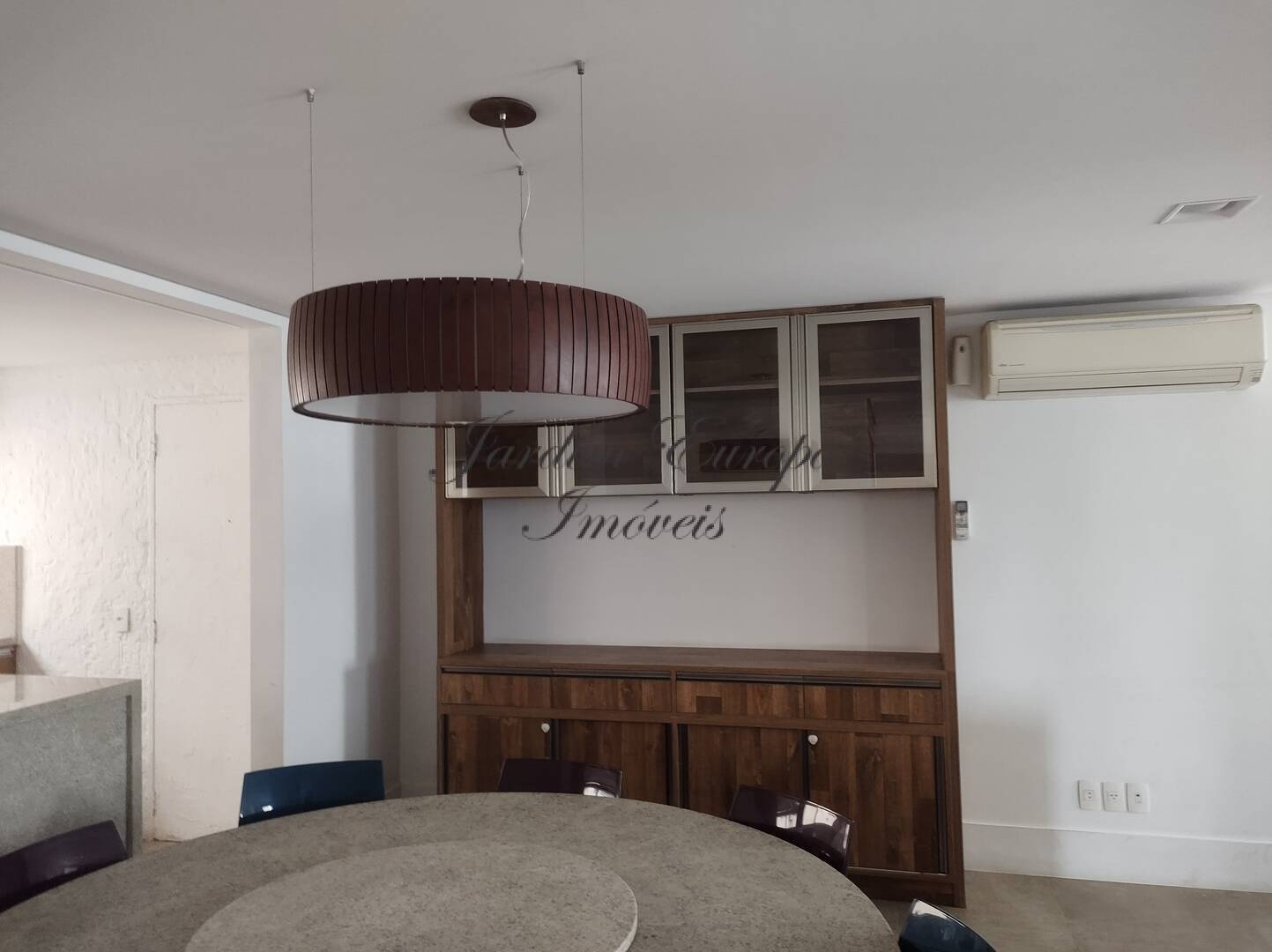 Apartamento à venda e aluguel com 3 quartos, 138m² - Foto 9