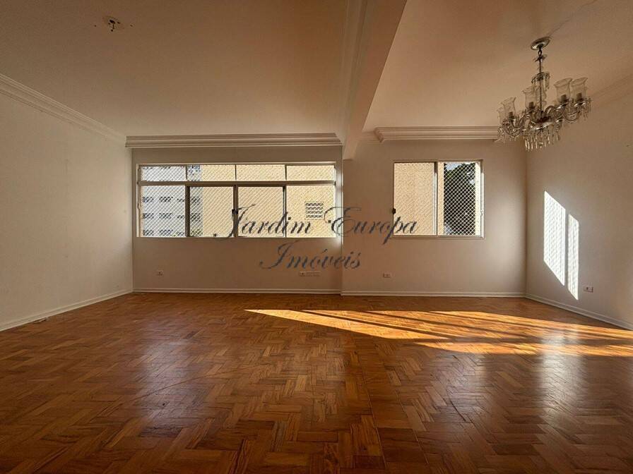 Apartamento à venda com 2 quartos, 127m² - Foto 2