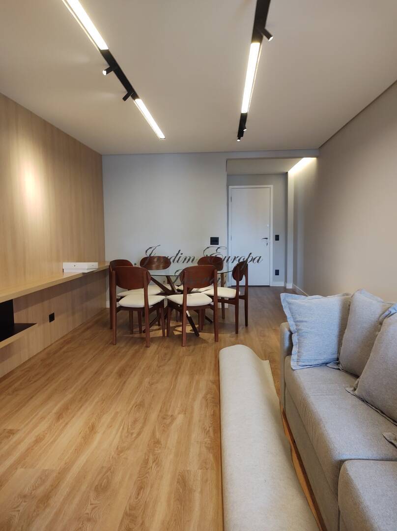 Apartamento para alugar com 3 quartos, 116m² - Foto 3