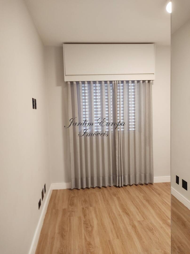 Apartamento para alugar com 3 quartos, 116m² - Foto 10