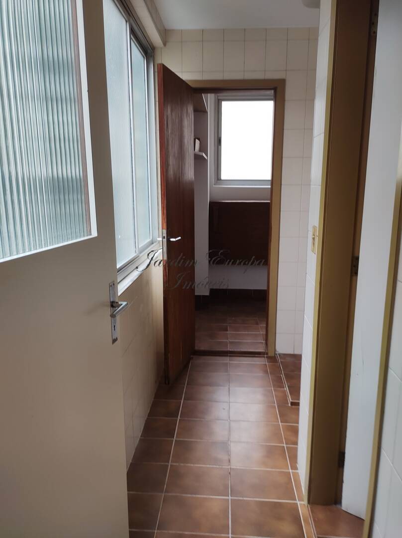 Apartamento à venda com 3 quartos, 114m² - Foto 22