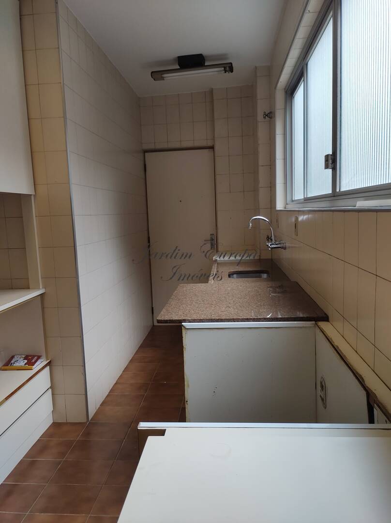 Apartamento à venda com 3 quartos, 114m² - Foto 19