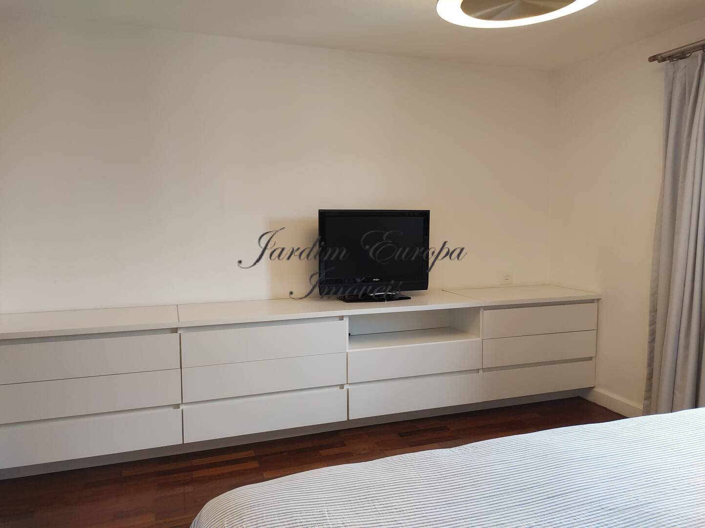 Apartamento para alugar com 3 quartos, 236m² - Foto 14