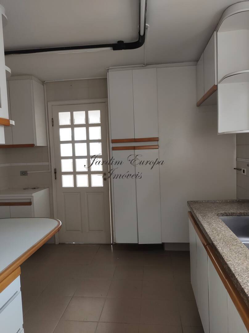 Apartamento à venda com 2 quartos, 164m² - Foto 19