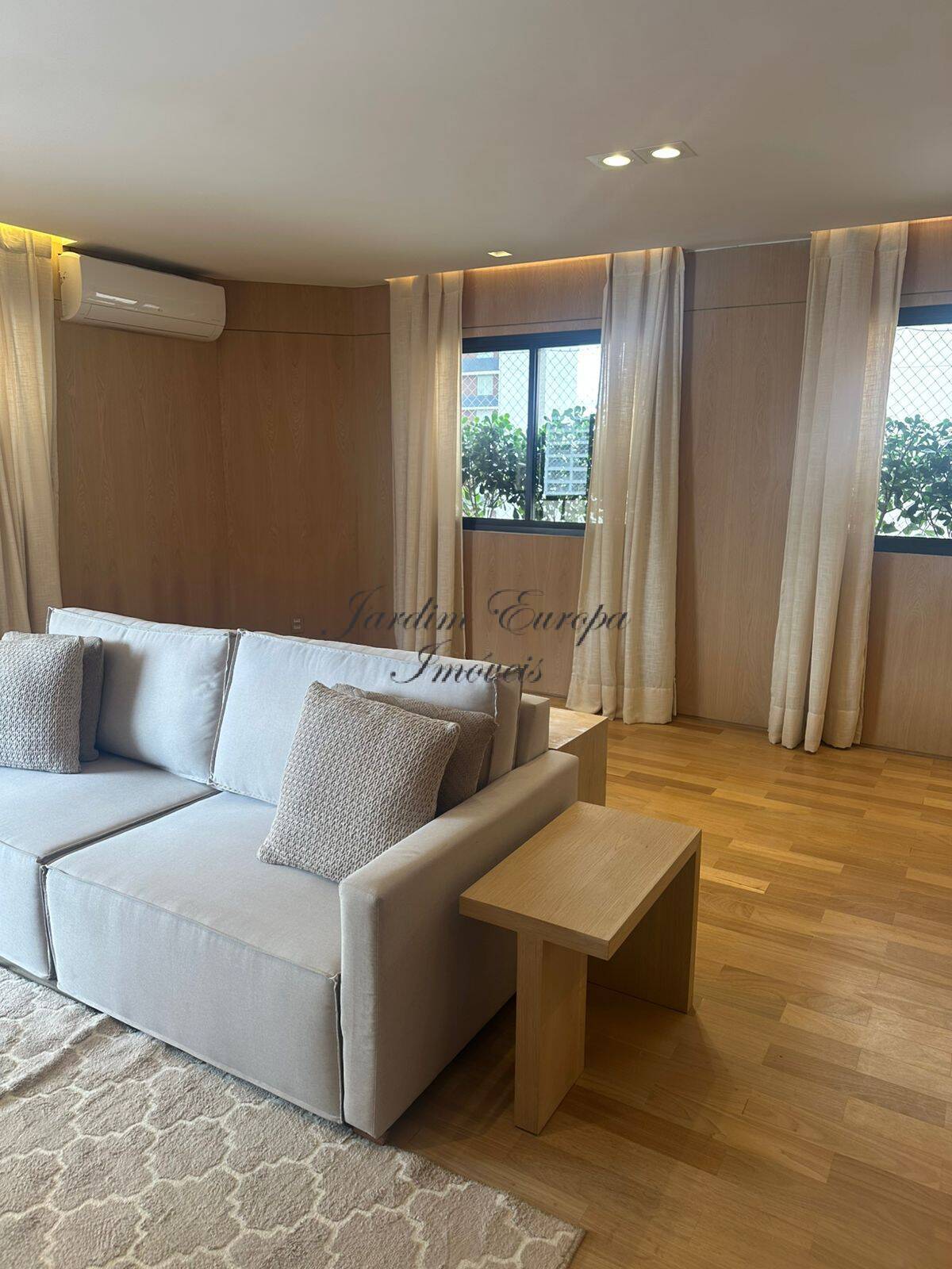 Apartamento à venda com 3 quartos, 200m² - Foto 5