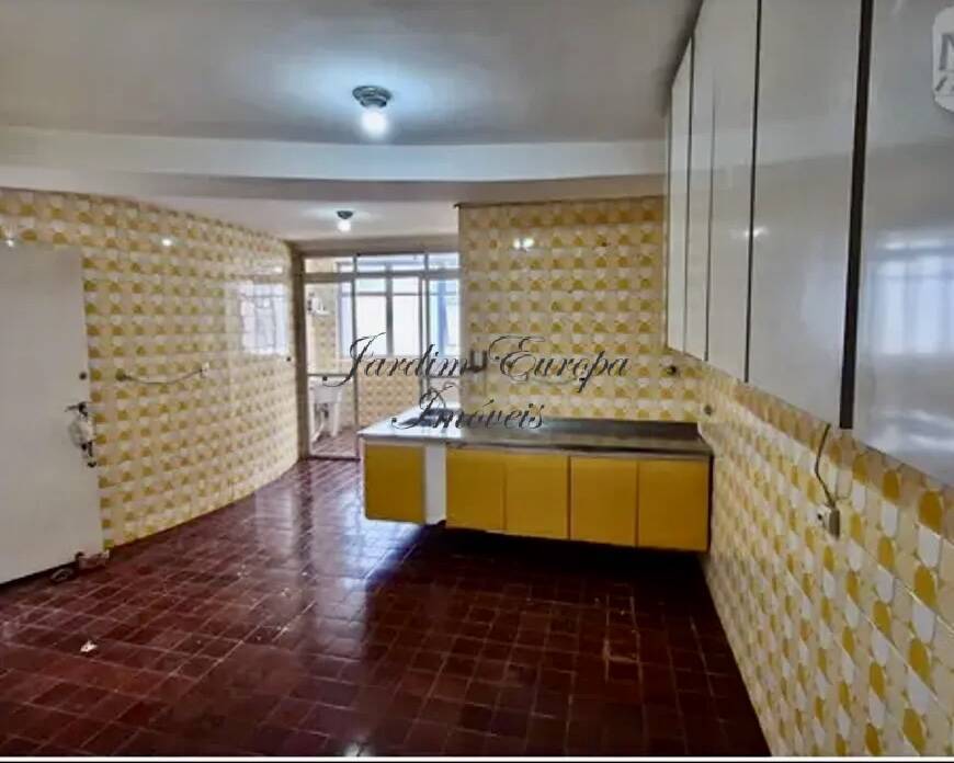 Apartamento à venda com 3 quartos, 178m² - Foto 7