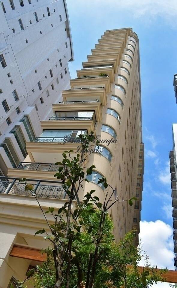 Apartamento à venda e aluguel com 4 quartos, 275m² - Foto 11