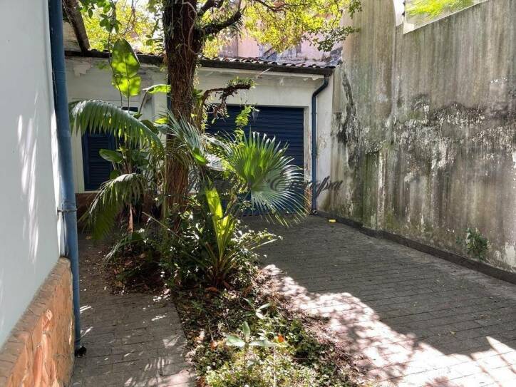 Casa à venda e aluguel com 3 quartos, 200m² - Foto 7