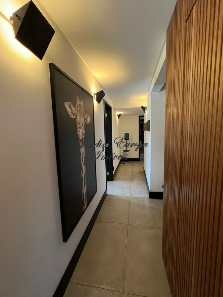 Apartamento para alugar com 2 quartos, 155m² - Foto 13