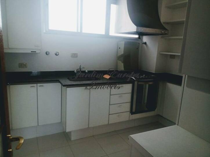 Apartamento para alugar com 2 quartos, 124m² - Foto 2