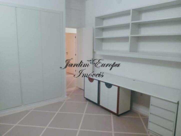 Apartamento para alugar com 2 quartos, 124m² - Foto 4