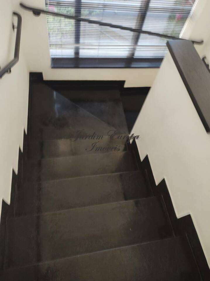 Sobrado à venda com 5 quartos, 504m² - Foto 11