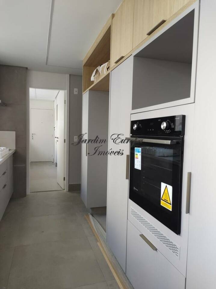 Apartamento à venda e aluguel com 3 quartos, 197m² - Foto 12