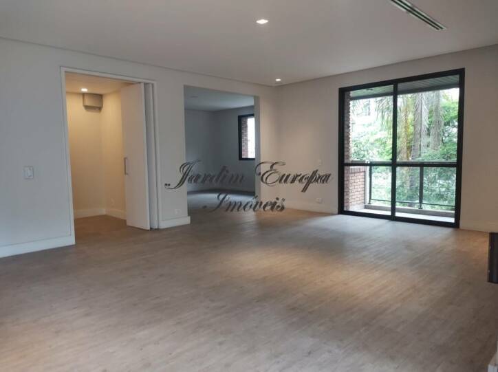 Apartamento para alugar com 3 quartos, 320m² - Foto 3