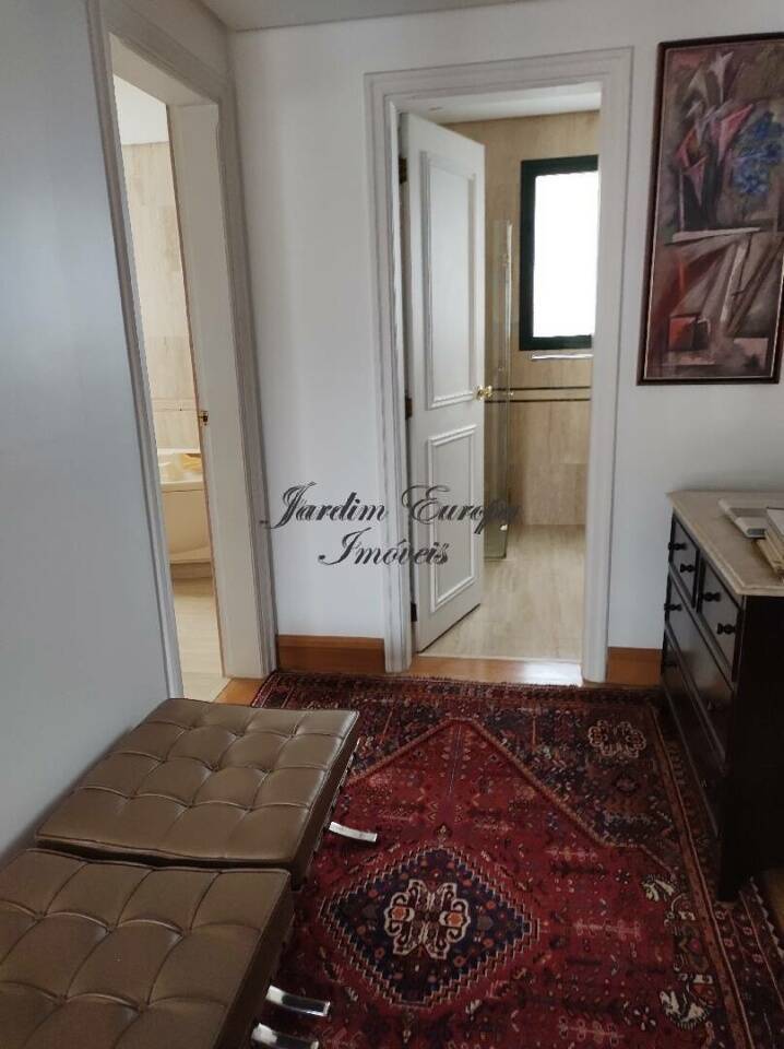 Apartamento para alugar com 4 quartos, 344m² - Foto 17